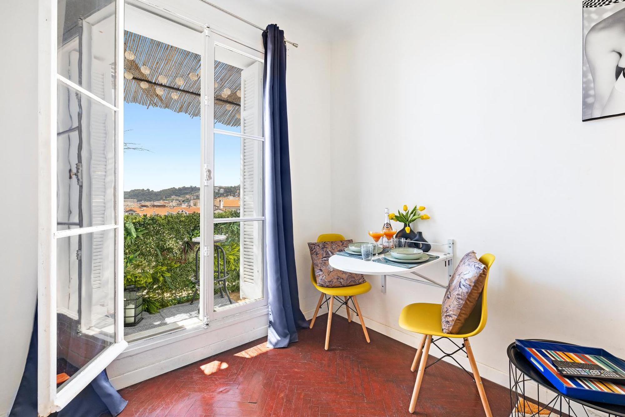 Center - Balcony Quiet - Air Conditioner - Kitchen - Wifi - Tram Appartement *